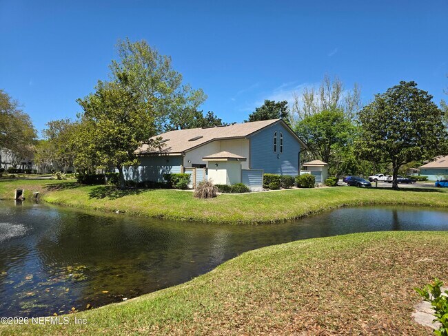 Building Photo - 1603 Challenger Ct W