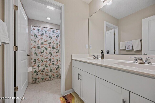 Building Photo - 156 Clarys Run