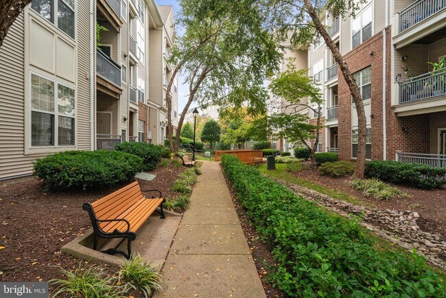 Building Photo - 3021 Nicosh Cir