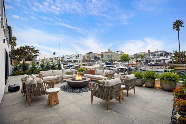 Building Photo - 4017 Channel Pl