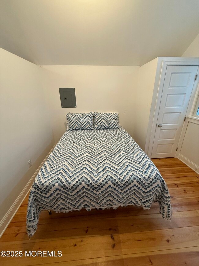 Building Photo - 77 Abbott Ave