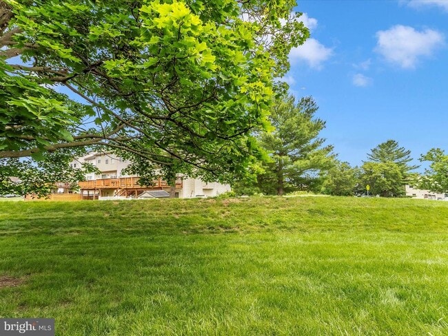 Building Photo - 5803 Oleander Pl
