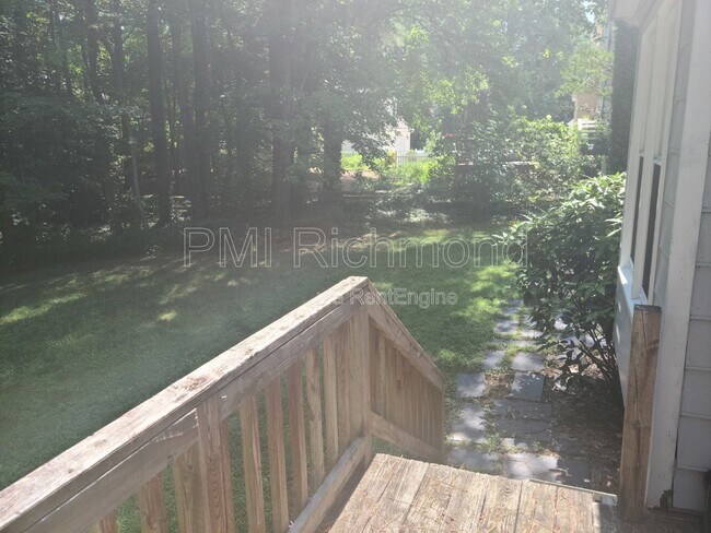 Building Photo - 10412 Kings Grant Dr