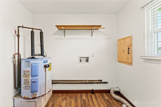 Building Photo - 10975 Comanche Dr