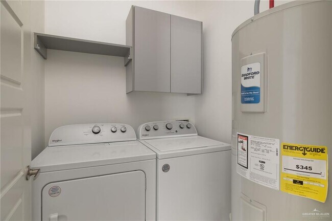 Building Photo - 11 Campeche Dr