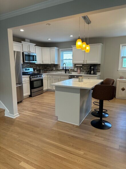 Building Photo - 1306 Shady Glen Dr