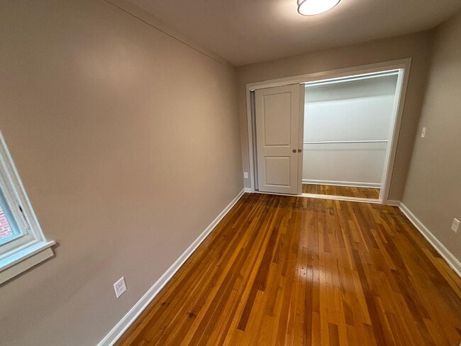 Building Photo - 1471 Ashland Ave