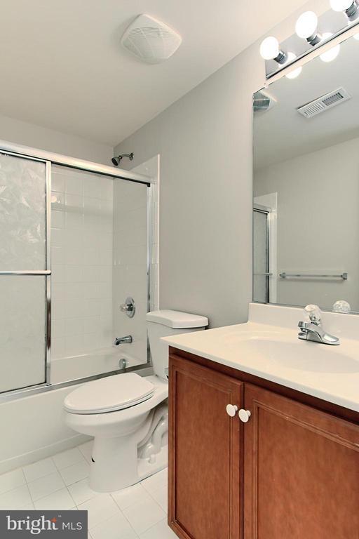 Building Photo - 20384 Bass Rocks Terrace