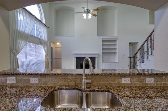 Building Photo - 4528 Oak Shores Dr