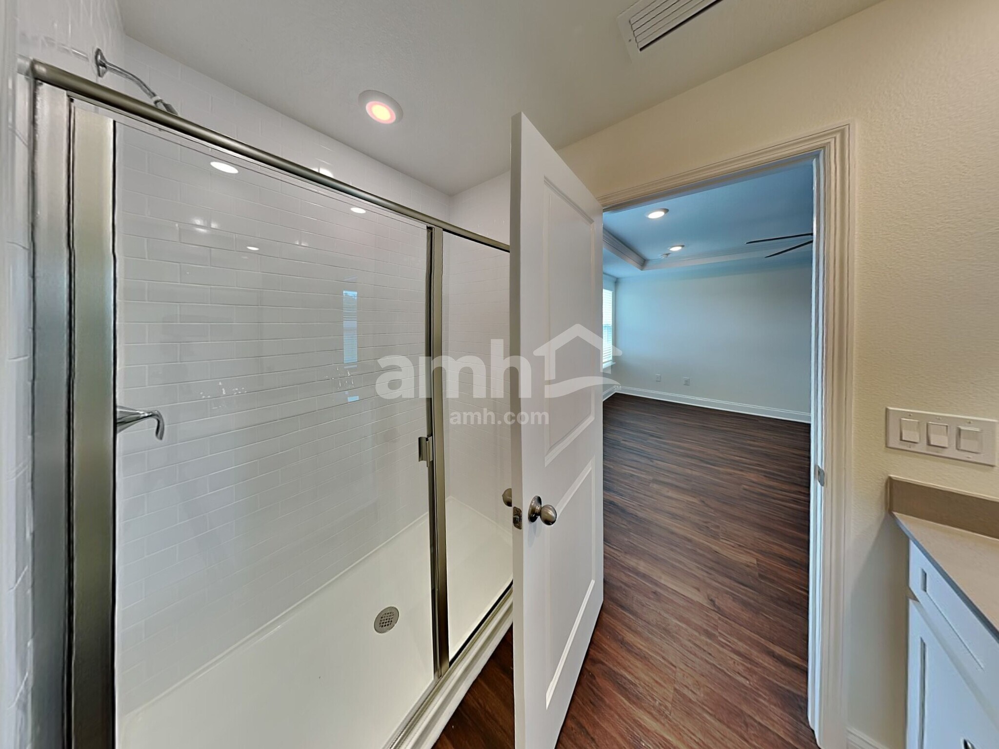 Building Photo - 2506 Sunrise Ct