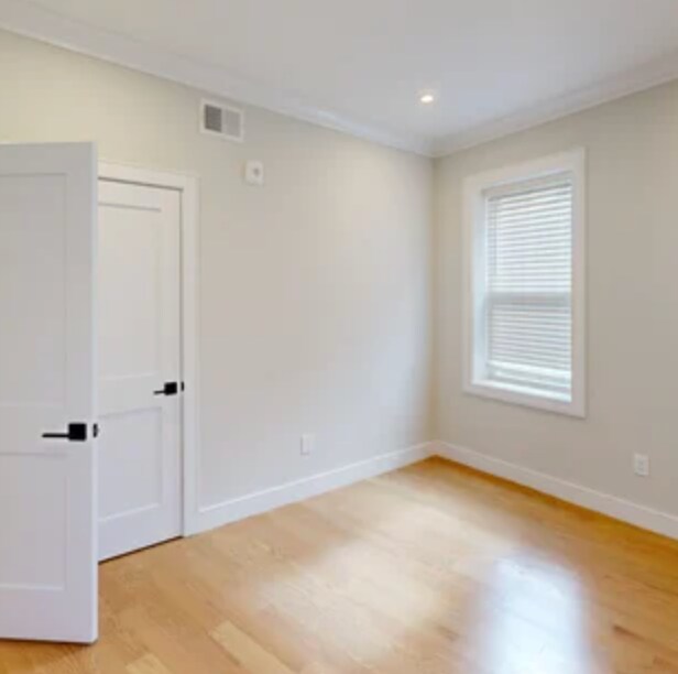 Building Photo - 164 Allston St