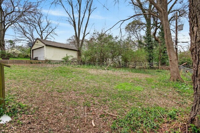 Building Photo - 8817 Shady Grove Ave