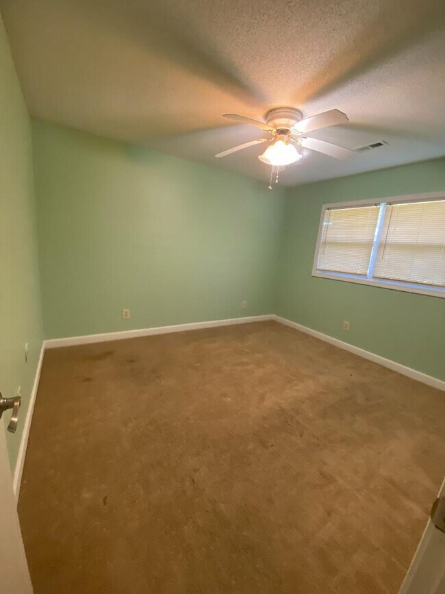 Building Photo - 1019 Shem Creek Cir