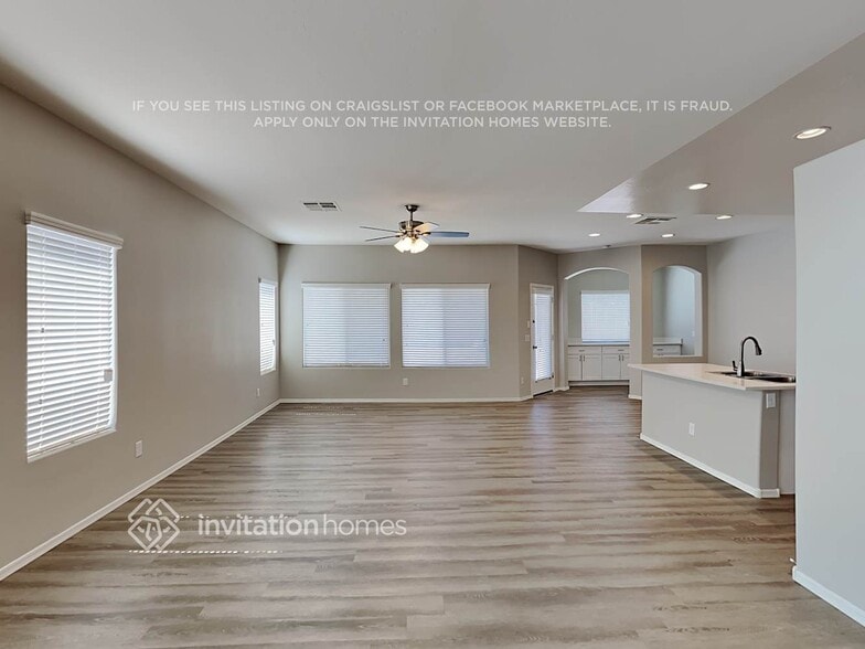 Building Photo - 41157 W Cielo Ln