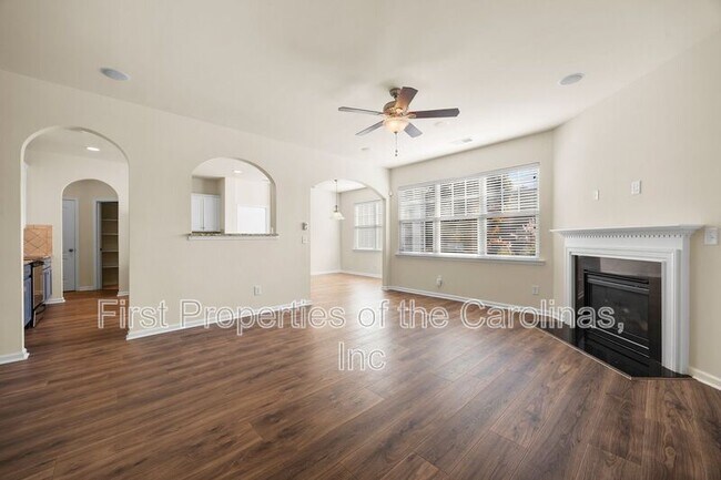 Building Photo - 6012 Thorburn Way