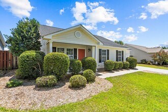 Building Photo - 3BR/2BA Home with Garage in Monkey Junction – Wilmington, NC
