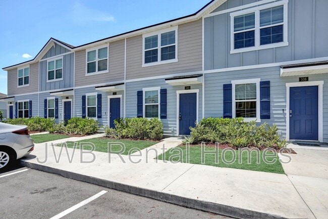 Primary Photo - 540 Running Wds St