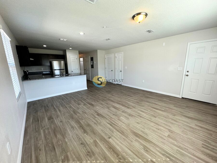 Building Photo - 7607 Mailes Ct
