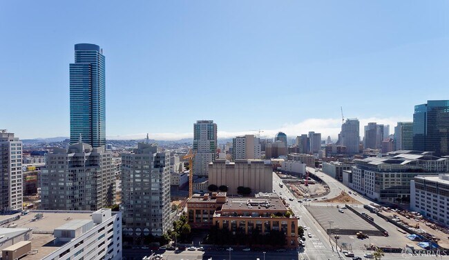 Building Photo - 301 Main St