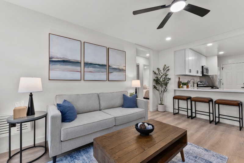 Building Photo - 4442 Clairemont Dr