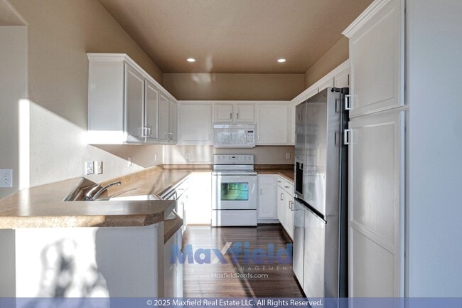 Building Photo - Wonderful 4BD 3.5BTH 2GAR Home in Lehi