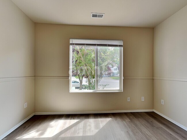 Building Photo - 13310 120th Ave E