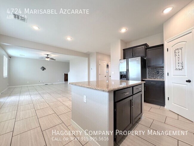 Building Photo - 4724 Marisabel Azcarate St