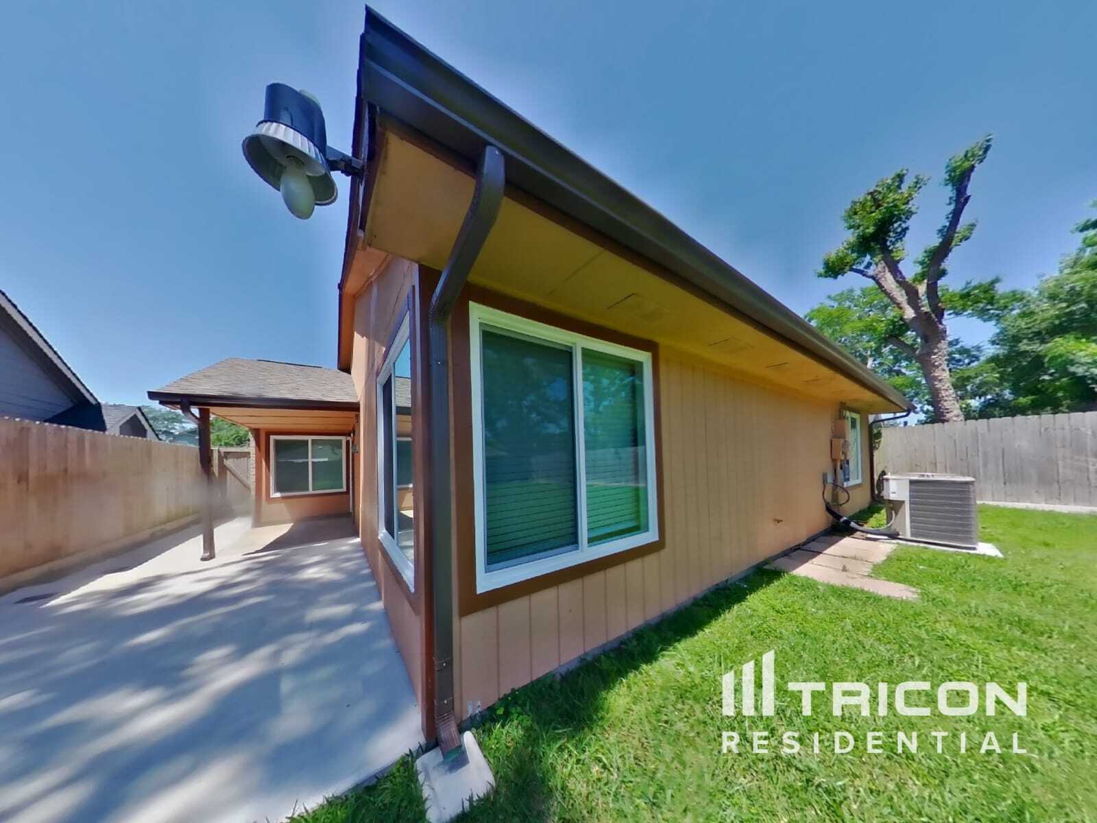 Building Photo - 24018 Spring Sunset Dr