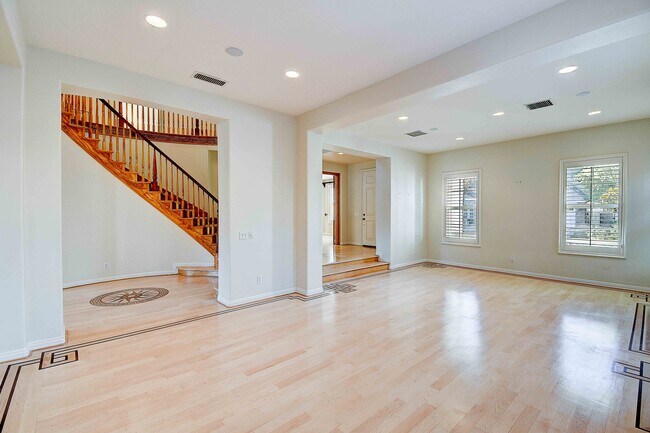 Building Photo - 4132 Prado De Las Cabras