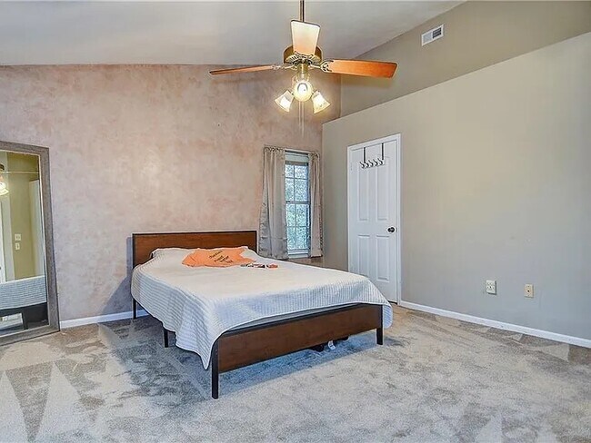 Building Photo - 4700 Parvathi Ct