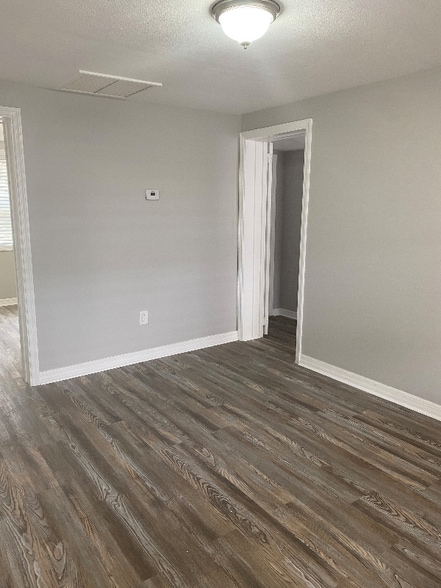 Building Photo - 13825 S Indian River Dr