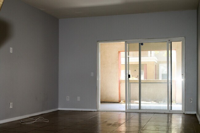 Building Photo - Condo in South Temecula