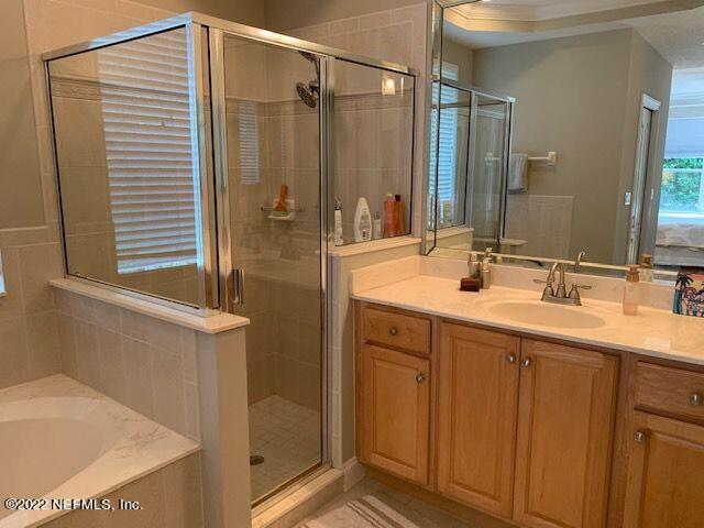 Building Photo - 212 Island Green Dr