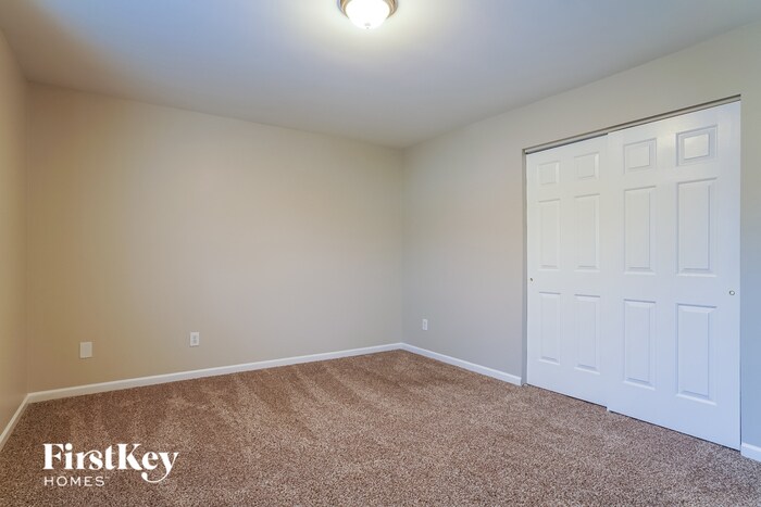 Building Photo - 5900 Ricker Rd