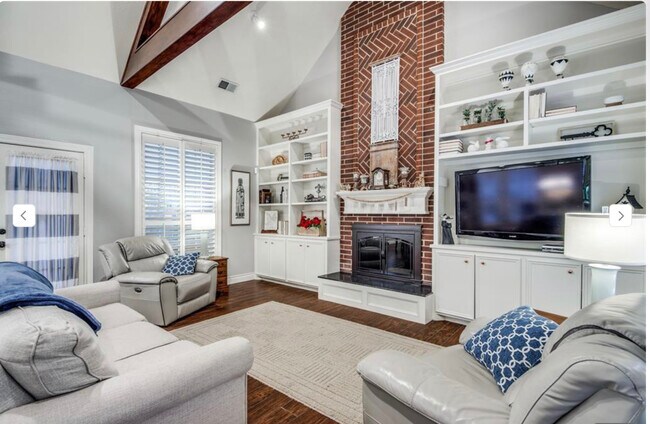 Building Photo - 16107 Wimbledon Forest Dr