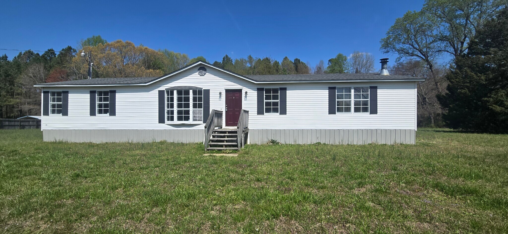 Building Photo - 13074 Western Mill Rd