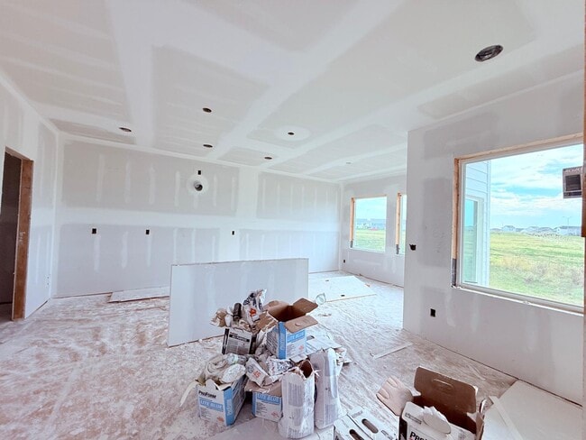 Building Photo - 1110 NW Sproul Dr