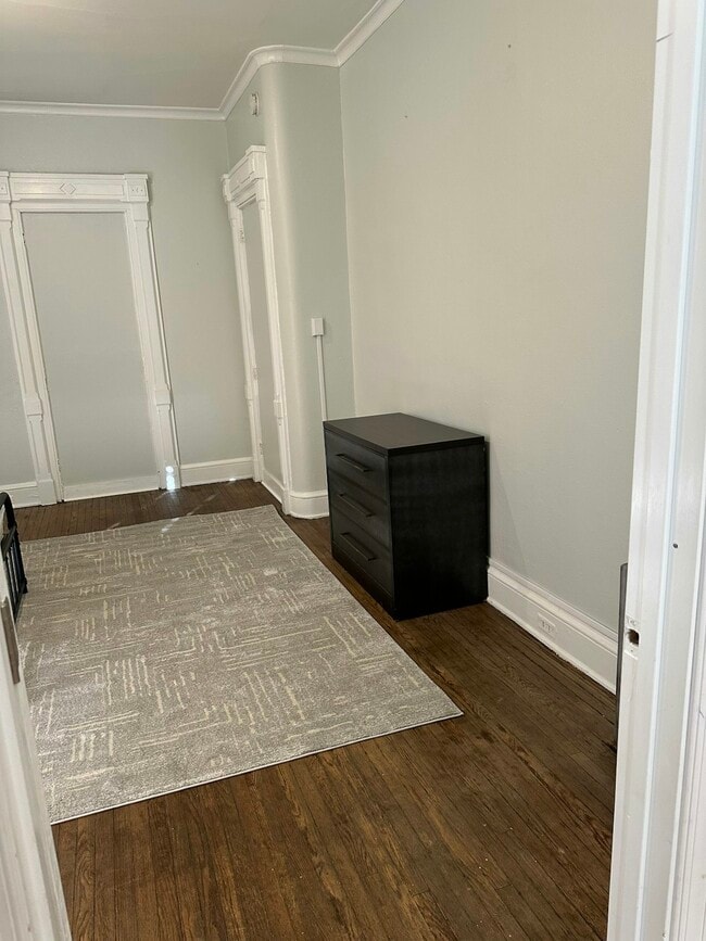 Building Photo - 624 Jefferson Ave