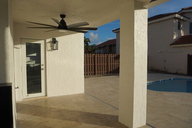 Building Photo - 15614 SW 110th Terrace