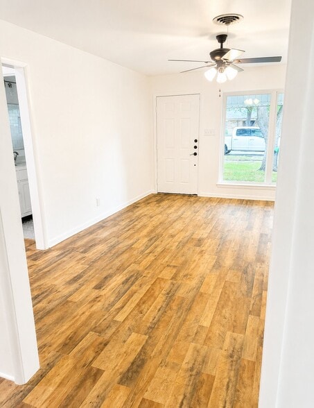 Building Photo - 3053 Topaz Ln