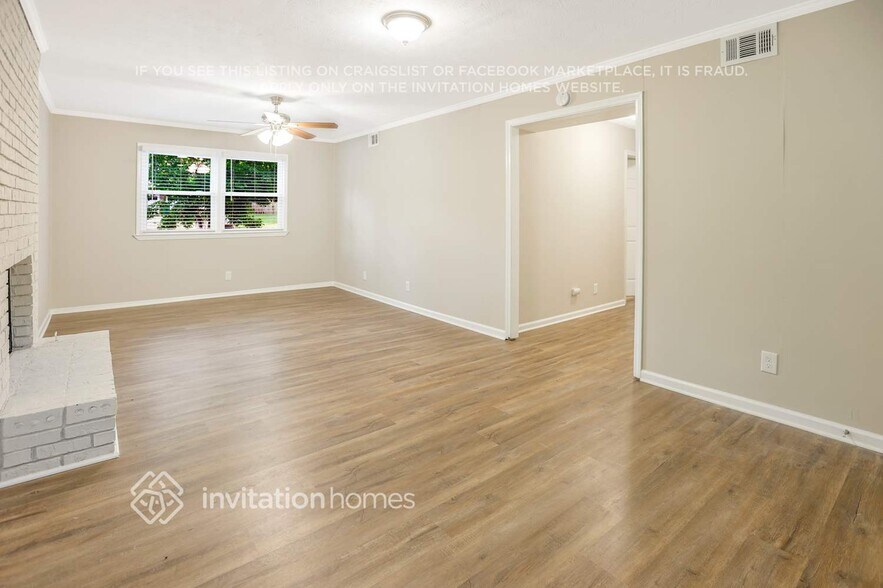 Building Photo - 3857 Pointe Bleue Dr
