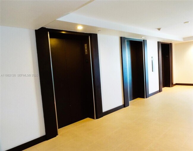 Building Photo - 5701 Collins Ave