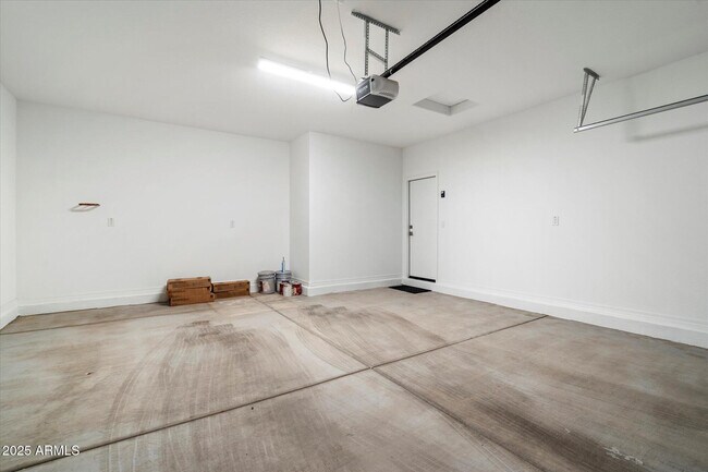 Building Photo - 25101 N 141st Ave