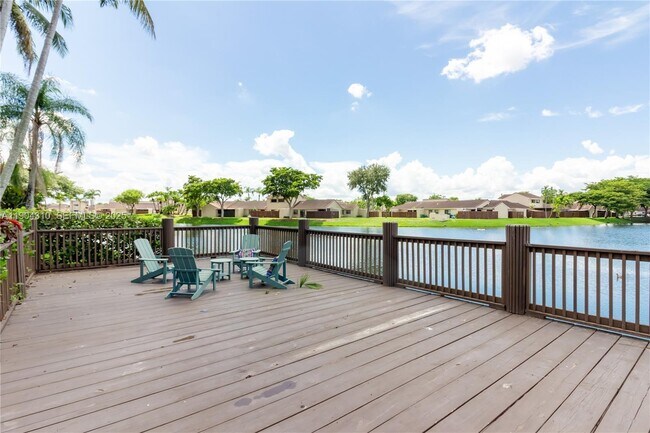 Building Photo - 17200 NW 64th Ave