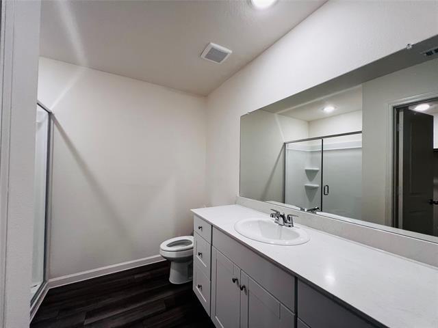 Building Photo - 2306 States St