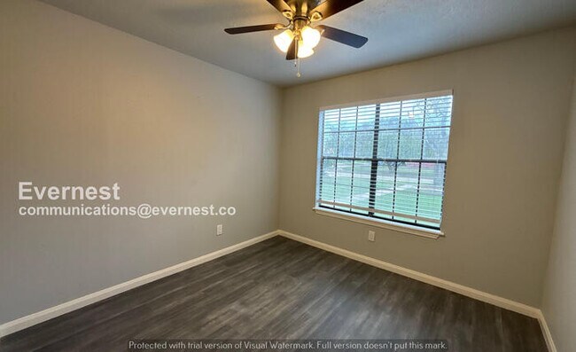 Building Photo - 18611 Headland Dr