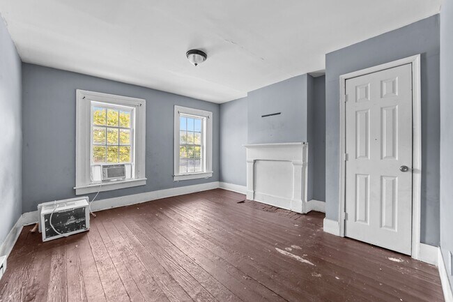 Building Photo - 1222 McKenzie St