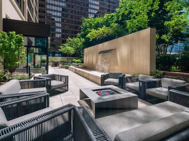 Building Photo - 223 E Wacker Dr