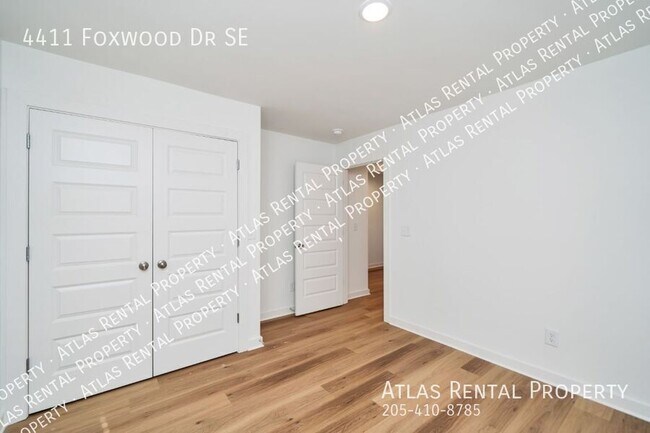 Building Photo - 4411 Foxwood Dr SE