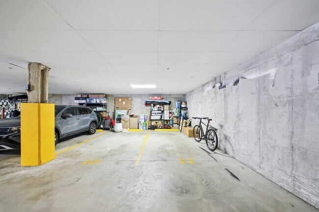 Building Photo - 306 New York Ave